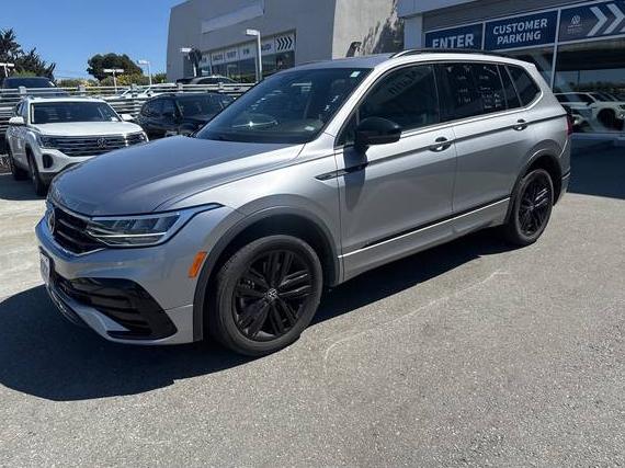 VOLKSWAGEN TIGUAN 4MOTION 2022 3VV8B7AX3NM171624 image